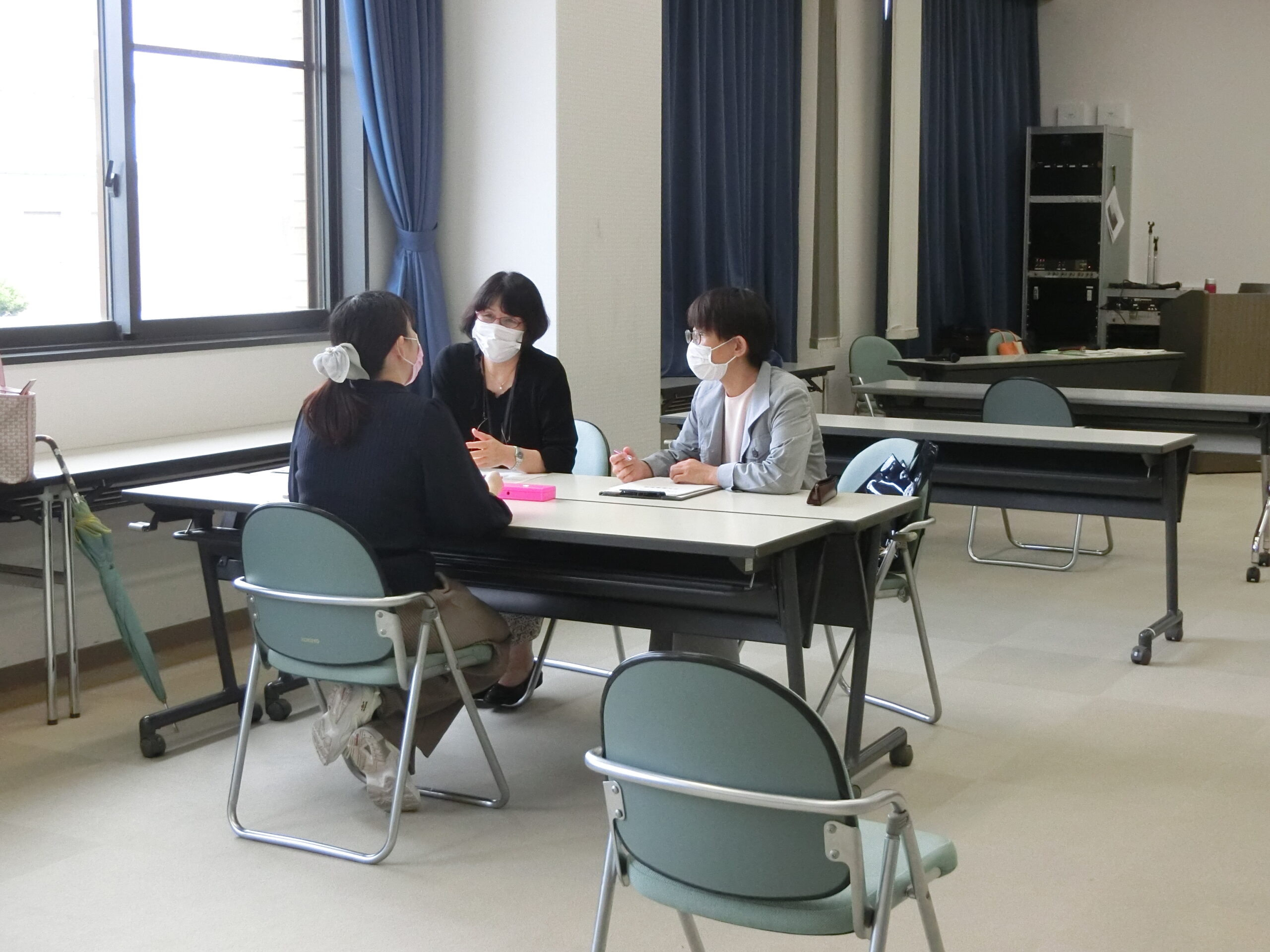 研究コースの個別相談の様子