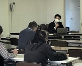 出前講座「ストレス緩和・ストレスへの対処法」の様子