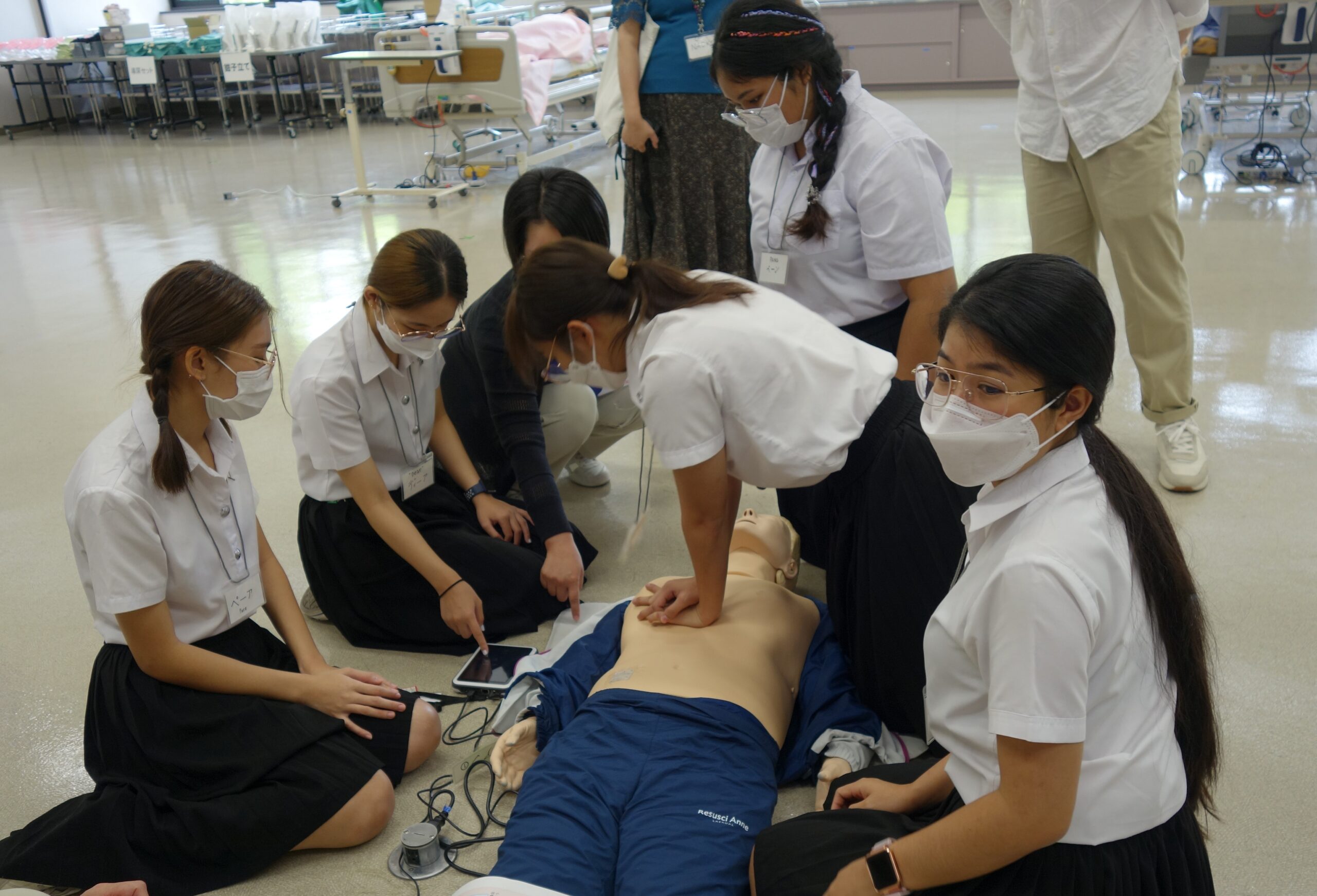 Practicing cardiopulmonary resuscitation